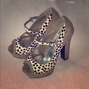 GORGEOUS BEBE HEELS